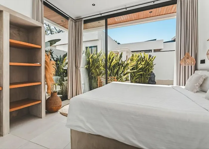 2 Bed With Poll - Mintaka Iii